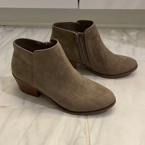 New faux suede boots
